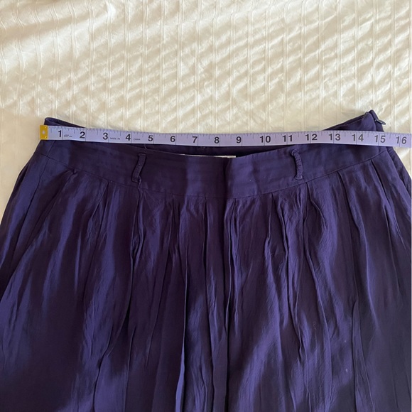 Fun twirly skirt - Picture 2 of 4